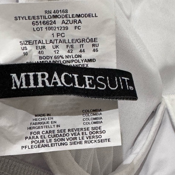 Miraclesuit Sz 10 Swimsuit Azura One Piece Slimming Mesh Classic Minimalist New - Picture 6 of 7